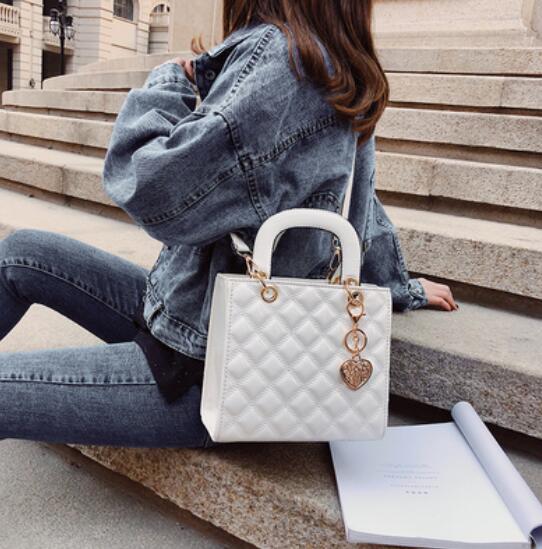 Lingge Quilted Chain Shoulder Bag — Patent Leather Designer Crossbody | Women