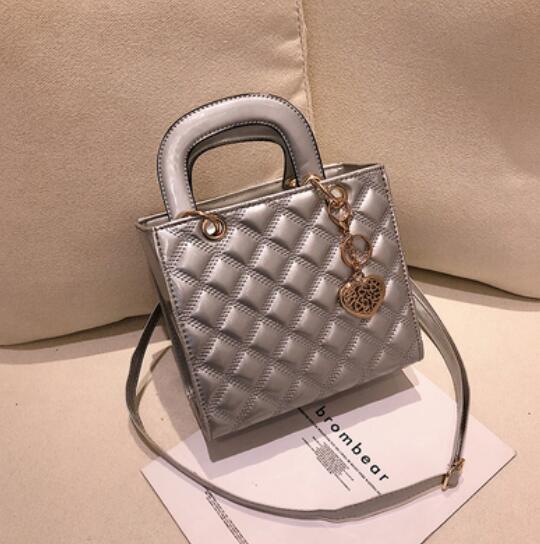 Lingge Quilted Chain Shoulder Bag — Patent Leather Designer Crossbody | Women