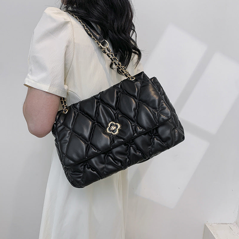 Large Capacity Rhombus Quilted Tote Bag — Chain Detail Crossbody | Women
