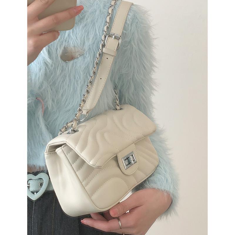 Quilted Chain Shoulder Bag — Turn-Lock Luxury Crossbody | Women