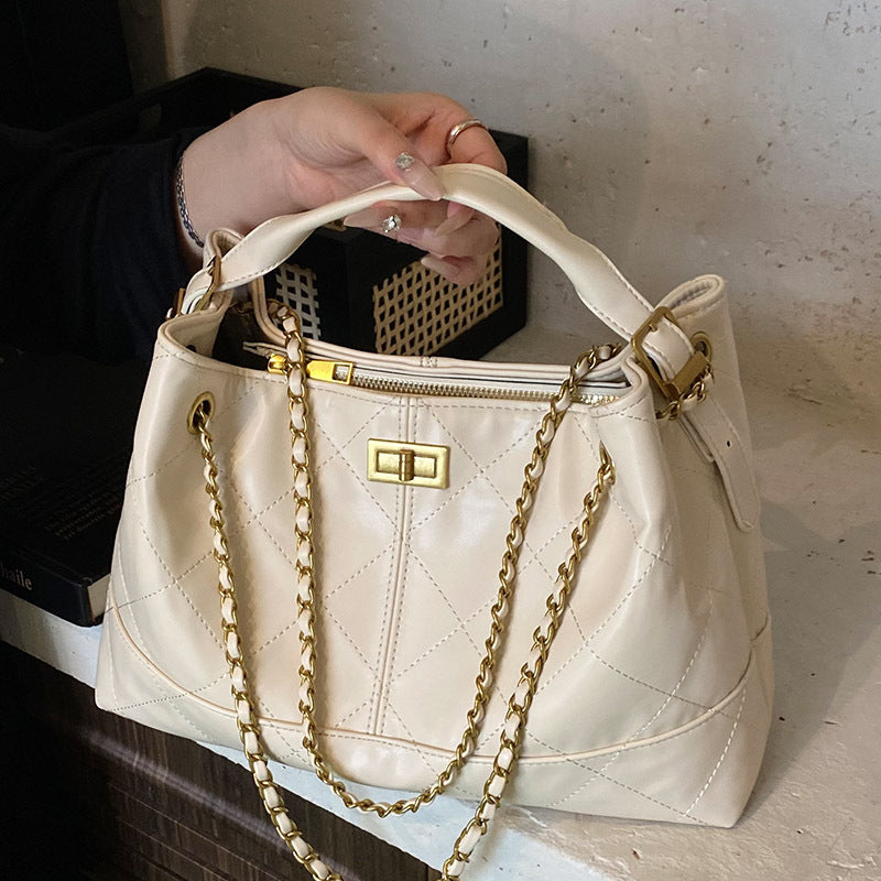 Diamond Pattern Chain Large Capacity Tote Bag — Versatile Commuter Crossbody | Women