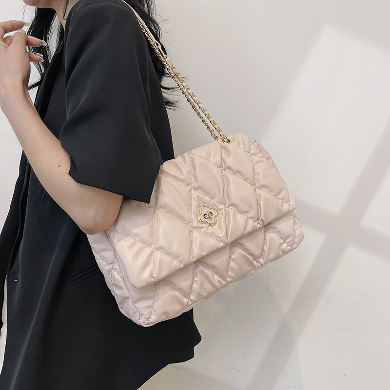 Large Capacity Rhombus Quilted Tote Bag — Chain Detail Crossbody | Women