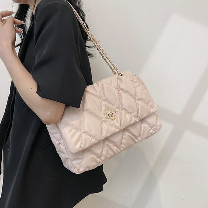 Large Capacity Rhombus Quilted Tote Bag — Chain Detail Crossbody | Women