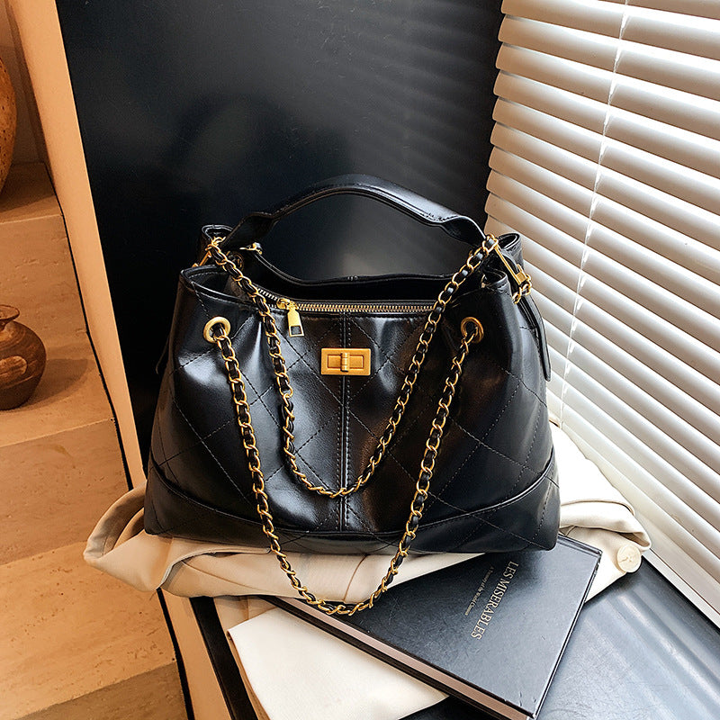 Diamond Pattern Chain Large Capacity Tote Bag — Versatile Commuter Crossbody | Women