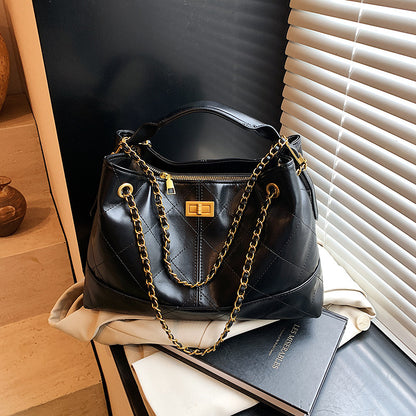 Diamond Pattern Chain Large Capacity Tote Bag — Versatile Commuter Crossbody | Women