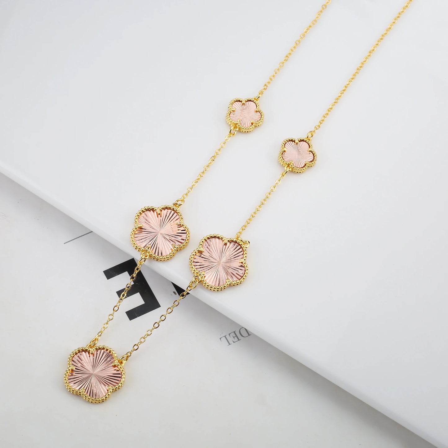Plant Five Leaf Flower Double sided Plum Blossom Jewelry Set Necklace Earrings New Design Natural Stone Women High Quality Clove
