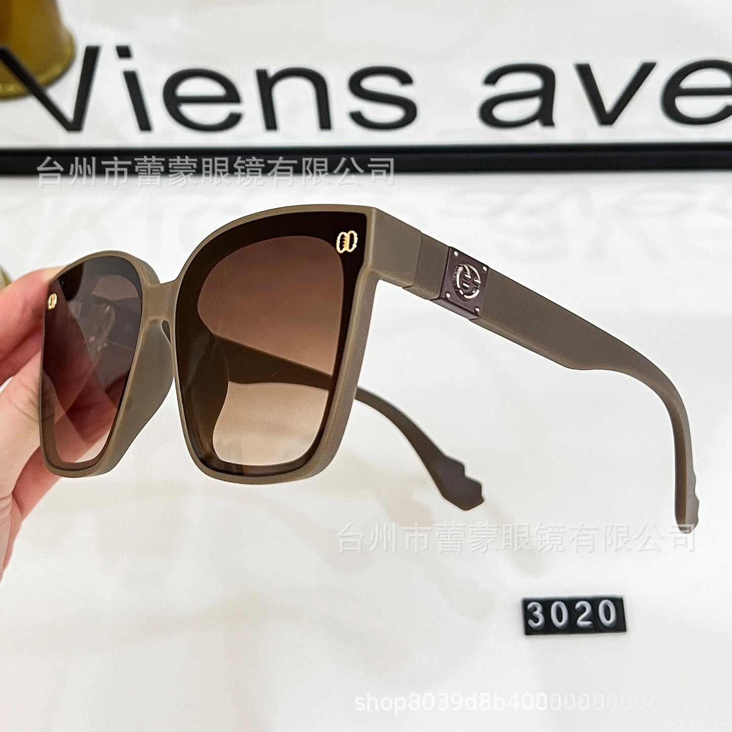 Designer Luxe Sunglasses - Retro Street Photography UV Protection Vintage Chic