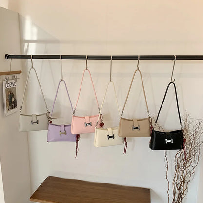 ‌2025 French-Inspired Baguette Bag - Women's High-End Sling Purse | Vegan Leather + Versatile Crossbody/Messenger Carry‌