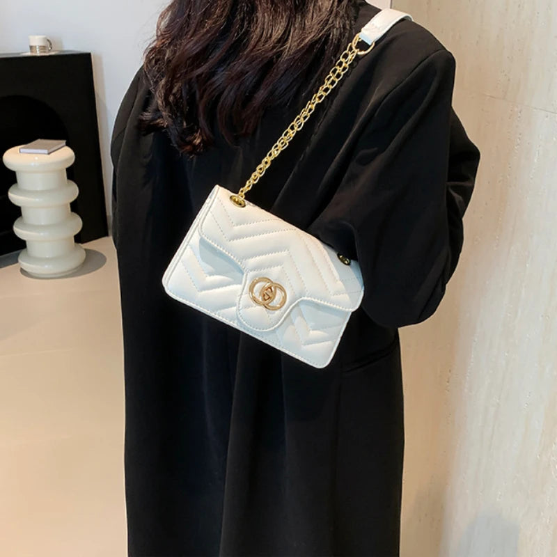 2025 new stylish niche shoulder bag, diamond grid small square bag, fashionable chain crossbody bag, women's minimalist bag