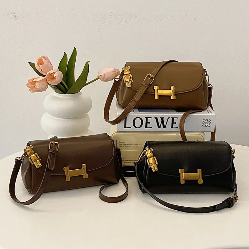 Small handbag for women in spring simple and versatile small square bag, retro and stylish commuting crossbody bag