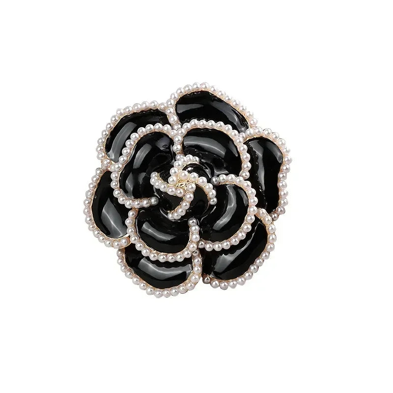 New Arrival Pearl Camellia Flower Brooches for Women Enamel Pin Elegant Lapel Pins Badge Corsage Fashion Jewelry Accessories
