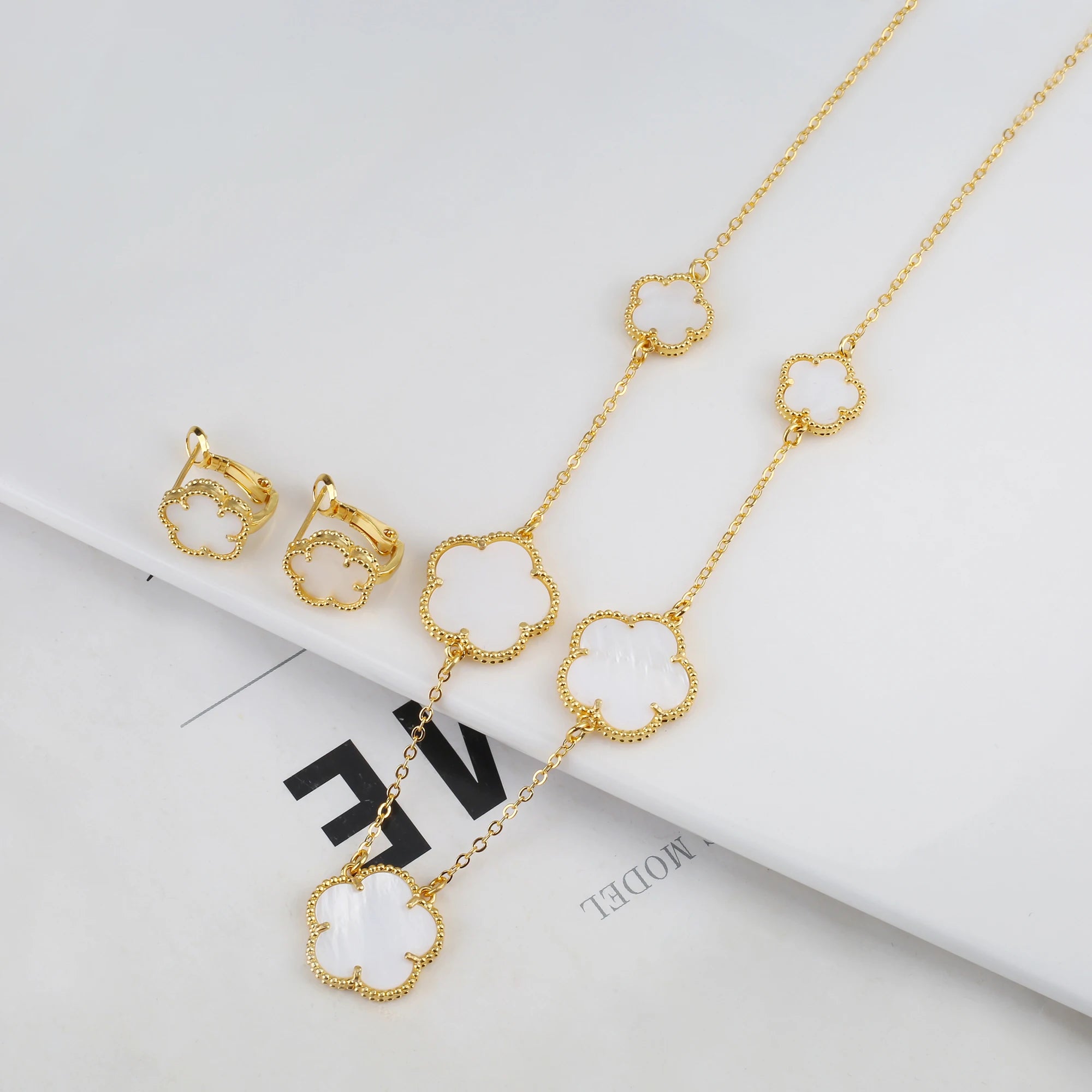 Plant Five Leaf Flower Double sided Plum Blossom Jewelry Set Necklace Earrings New Design Natural Stone Women High Quality Clove