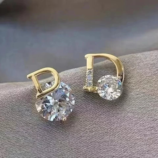 Letter D Earrings For Women Shiny Zircon Stud Earrings Temperament Asymmetric Party Jewelry Unique Gift