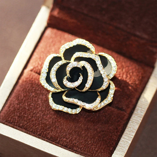 Boutique Black Camellia Brooch Girls Fashion Luxury Rhinestone Clothing Black Rose Corsage Women Zircon Lapel Pin Badge Jewelry