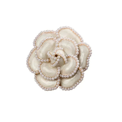 New Arrival Pearl Camellia Flower Brooches for Women Enamel Pin Elegant Lapel Pins Badge Corsage Fashion Jewelry Accessories