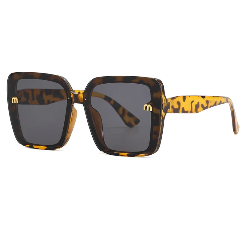 Brand Sunglasses Women's Square Classic Large Frame Fashion Men's Rectangular Letter Design Retro Sun Glasses UV400