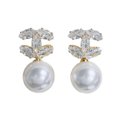 Fashion Pearl Earrings for Women Light Luxury High-End Unique Earrings 2025 New Arrival Autumn/Winter Ear Decor Aretes De Mujer