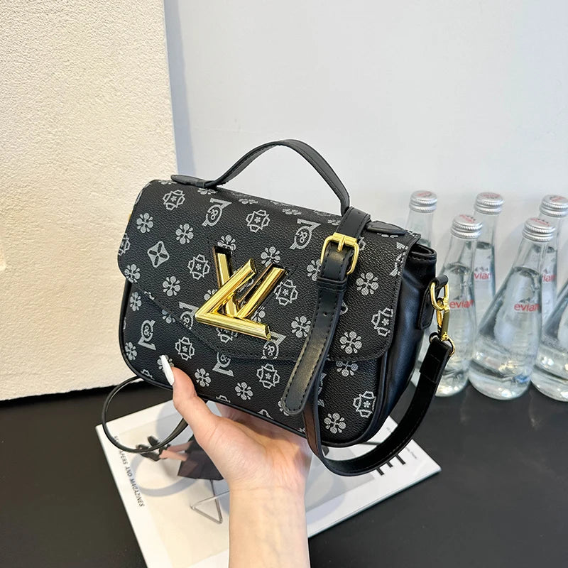 Women's Popular Classic Messenger Bag, Elegant Leather Crossbody Style For Ladies From Luxury Brand By Famous Designer