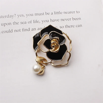 Luxury Pearl Butterfly Wreath Brooches Elegant Enamel Camellia Flower  Pendant Plant Pin Accessories Women Party Jewelry Gift