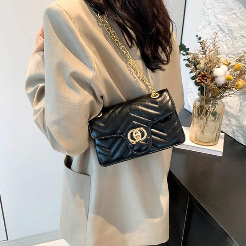 2025 new stylish niche shoulder bag, diamond grid small square bag, fashionable chain crossbody bag, women's minimalist bag