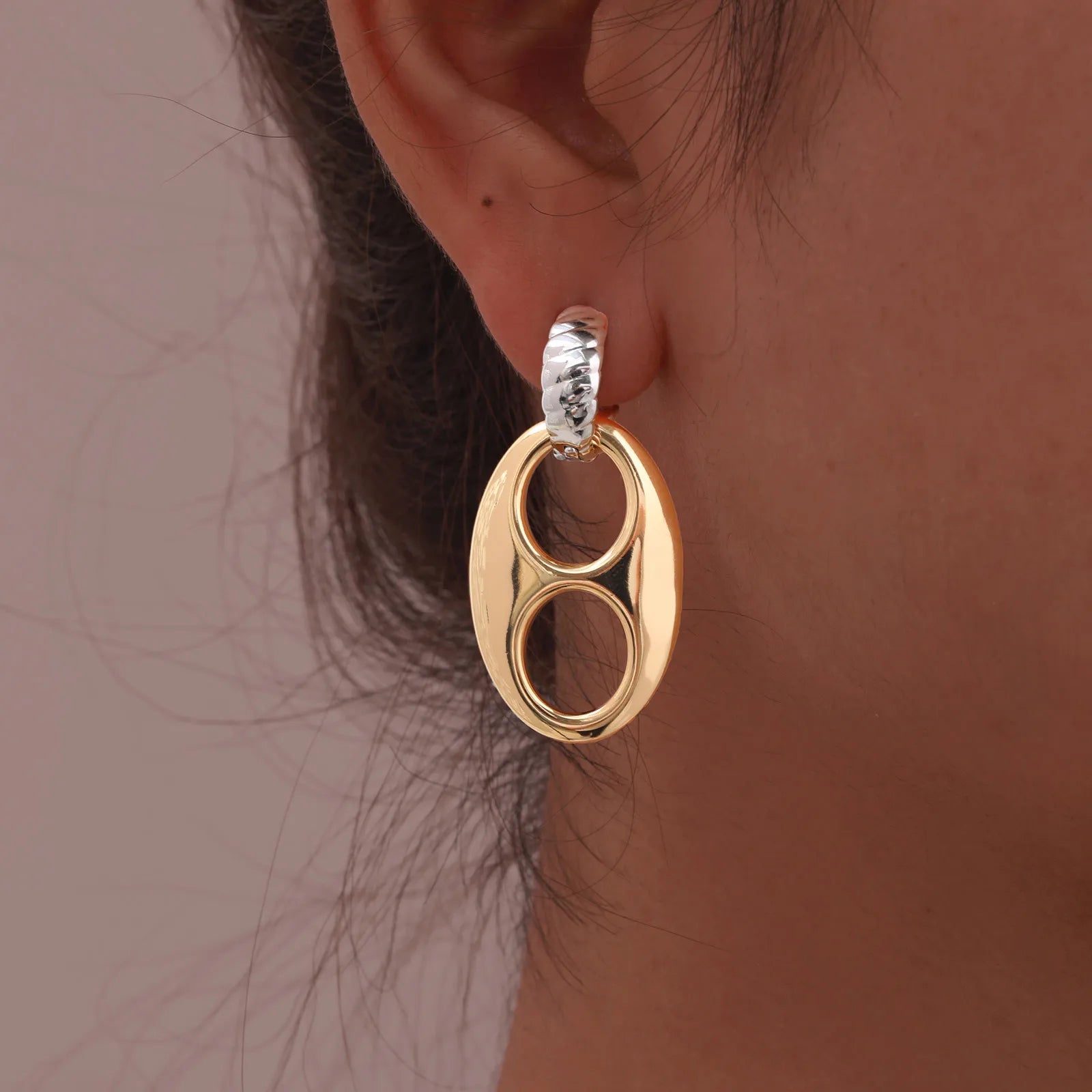 Double Circles Hoop Earrings for Women, Stainless Steel 14K Plated Chunky Oval Earrring, Fashion Geometric Party Jewelry Gift