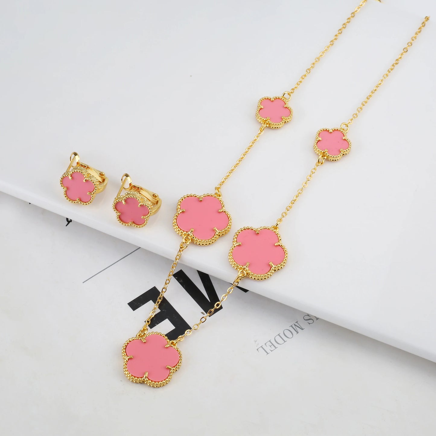 Plant Five Leaf Flower Double sided Plum Blossom Jewelry Set Necklace Earrings New Design Natural Stone Women High Quality Clove