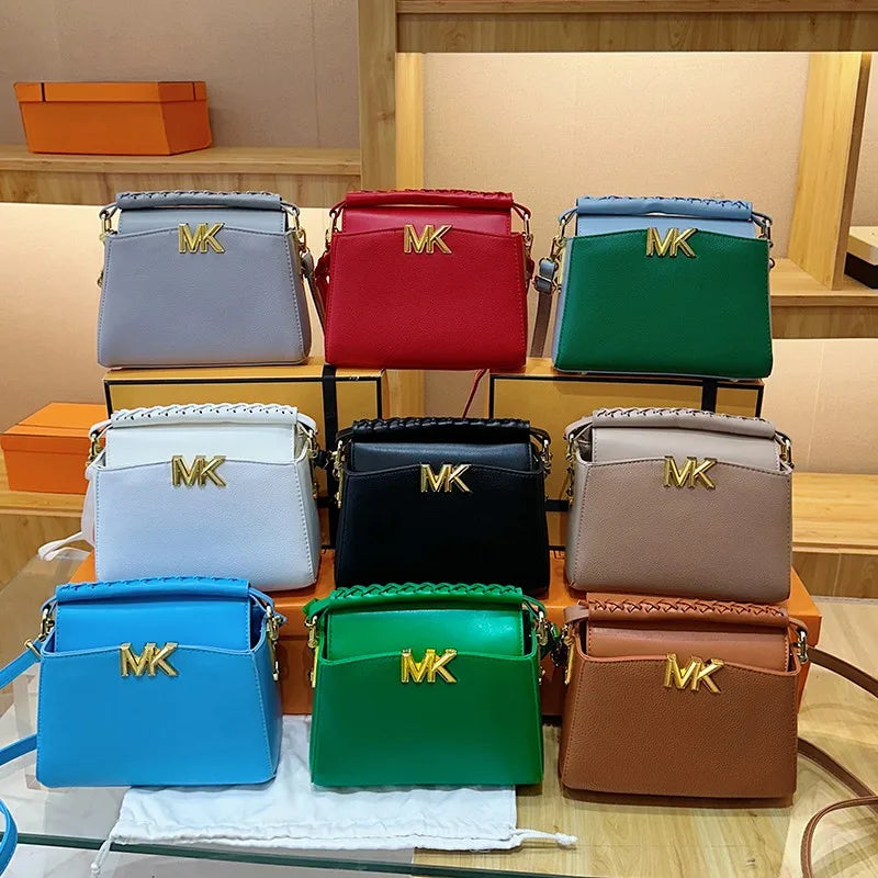 Paris Retro Chain Strap Crossbody Bag For Women Premium Leather Zipper Shoulder Bag Elegant Design Small Square Bag