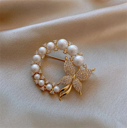 Luxury Pearl Butterfly Wreath Brooches Elegant Enamel Camellia Flower  Pendant Plant Pin Accessories Women Party Jewelry Gift