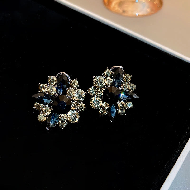 Dripping Zircon Pearl Flower Earrings for Women Trendy Stud Earrings Personality Commuter Inlaid Rhinestone Jewelry Women