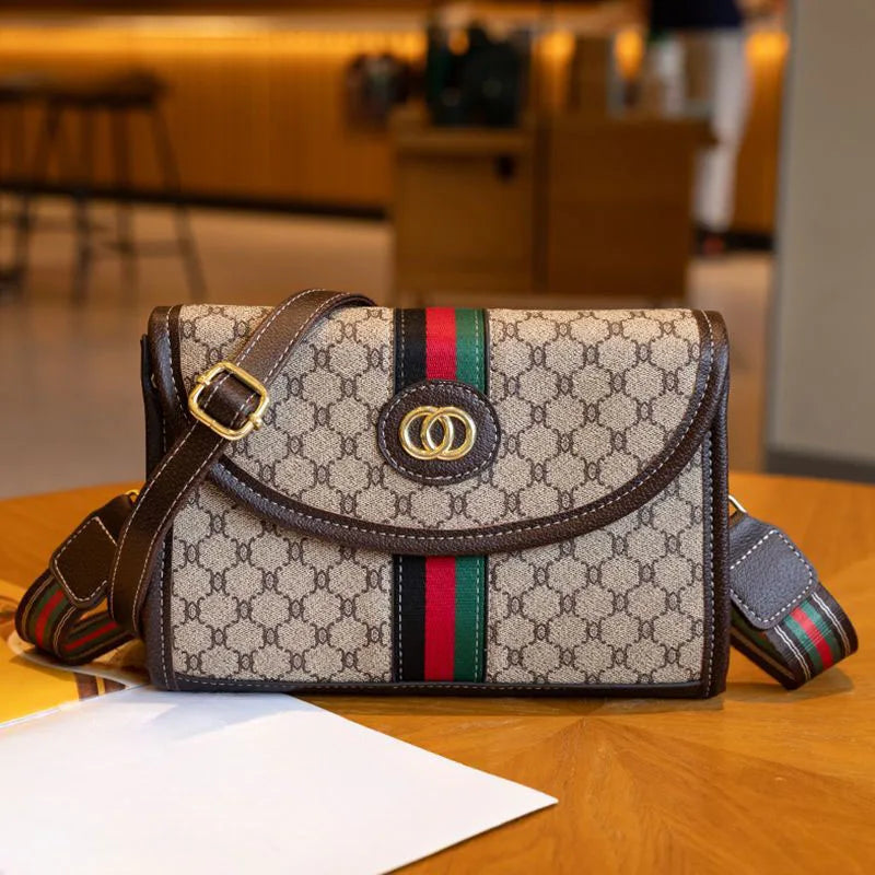 2025 New Model Elegant and Stylish Women's Bag - Luxurious Fashionable Classic Envelope Shoulder Sling Bag
