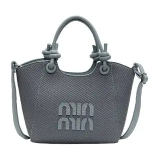 Elegant Ladies Handbag - Sophisticated Classic Design for Professional Women