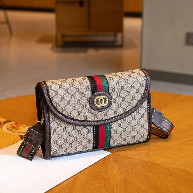 2025 New Model Elegant and Stylish Women's Bag - Luxurious Fashionable Classic Envelope Shoulder Sling Bag