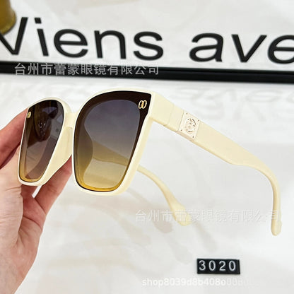 Designer Luxe Sunglasses - Retro Street Photography UV Protection Vintage Chic
