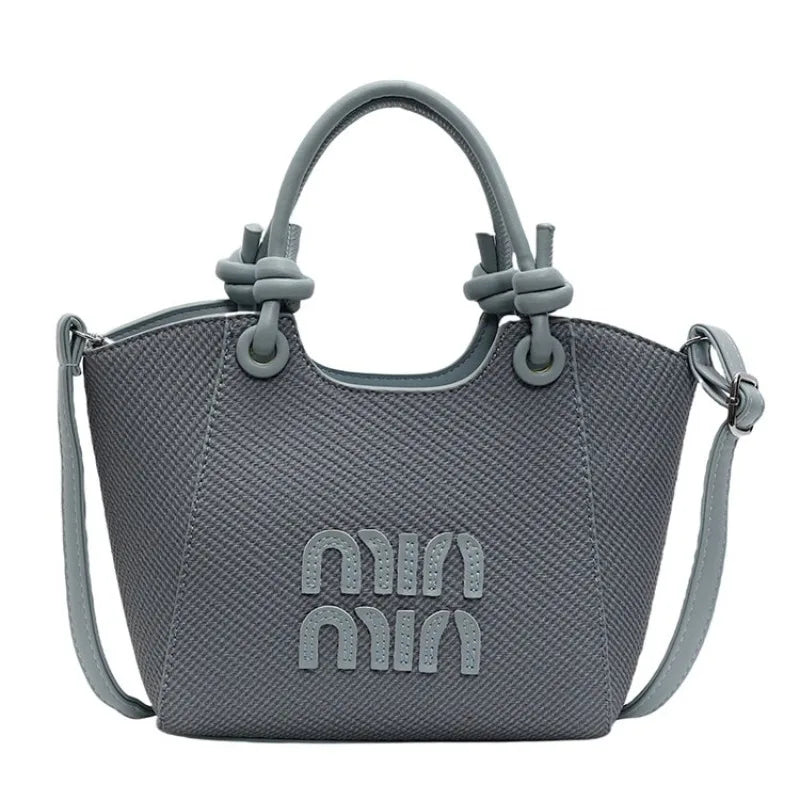 Elegant Ladies Handbag - Sophisticated Classic Design for Professional Women