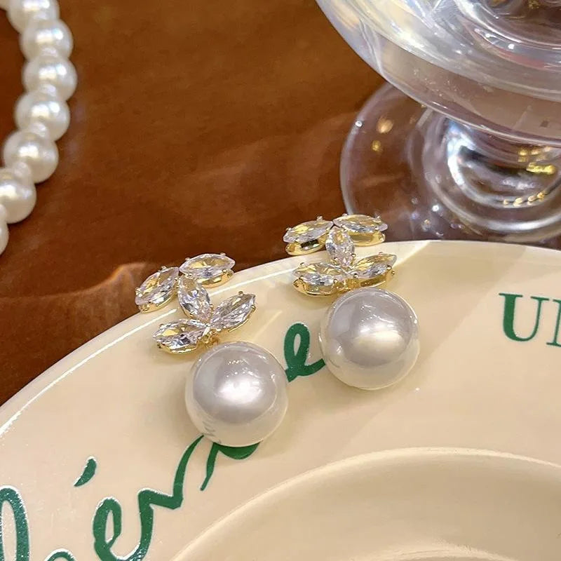 Fashion Advanced Sense Shiny Letter Zircon Earrings For Women Accessories Jewelry Gifts for Girls