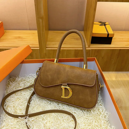 Elegant Saddle Shoulder Bag New for Women, Luxury Retro Crossbody Purse, High-Quality Leather Bag for All Occasions