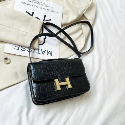 Modern Contemporary Leather Handbag - Today's Fashion Choice