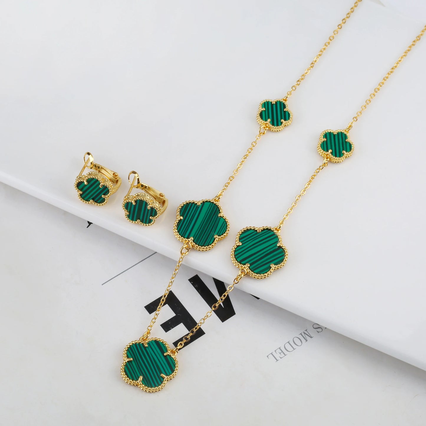 Plant Five Leaf Flower Double sided Plum Blossom Jewelry Set Necklace Earrings New Design Natural Stone Women High Quality Clove