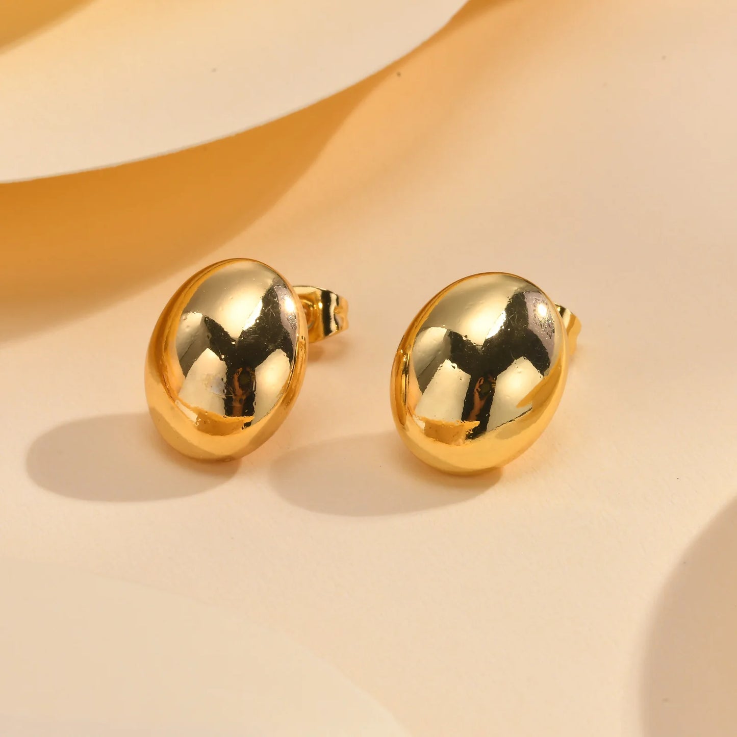 Fashion Women's Hoop Earrings - Trendy Lightweight Circle Earrings for Everyday Style