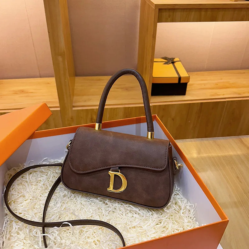 Elegant Saddle Shoulder Bag New for Women, Luxury Retro Crossbody Purse, High-Quality Leather Bag for All Occasions