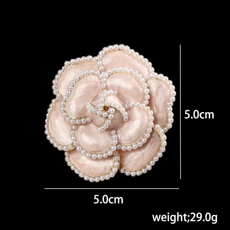 New Arrival Pearl Camellia Flower Brooches for Women Enamel Pin Elegant Lapel Pins Badge Corsage Fashion Jewelry Accessories