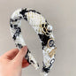 Exquisite Crystal Ball Pearl Number 5 Letter Camellia Headband Women Hair Accessories France Pearl Beaded Hairhoops Headwears