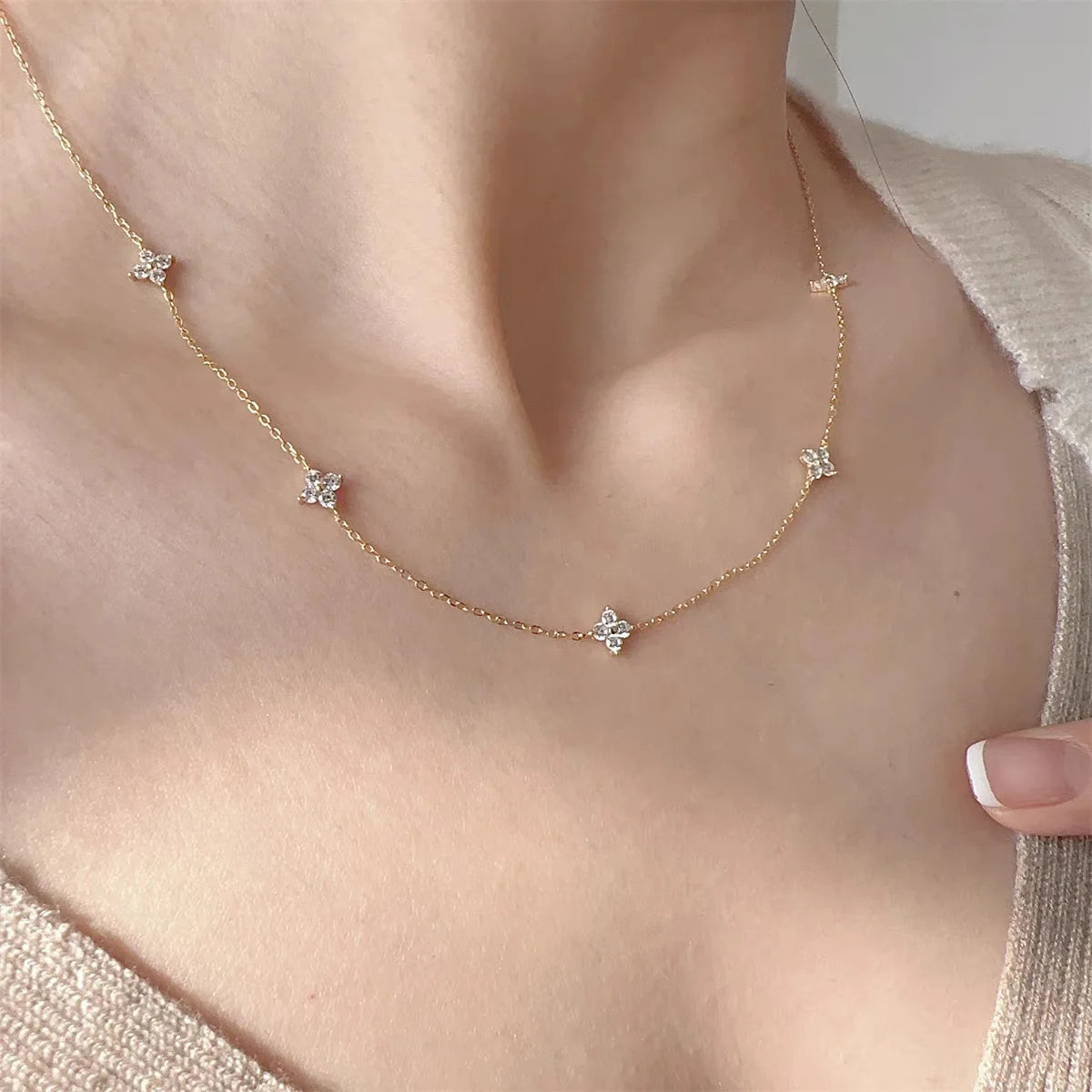 Stainless Steel Zircon Necklaces For Women 18k Gold Plated Four Leaf Grass Crystal Clover Choker Neck Chain Luxury Jewelry Gifts