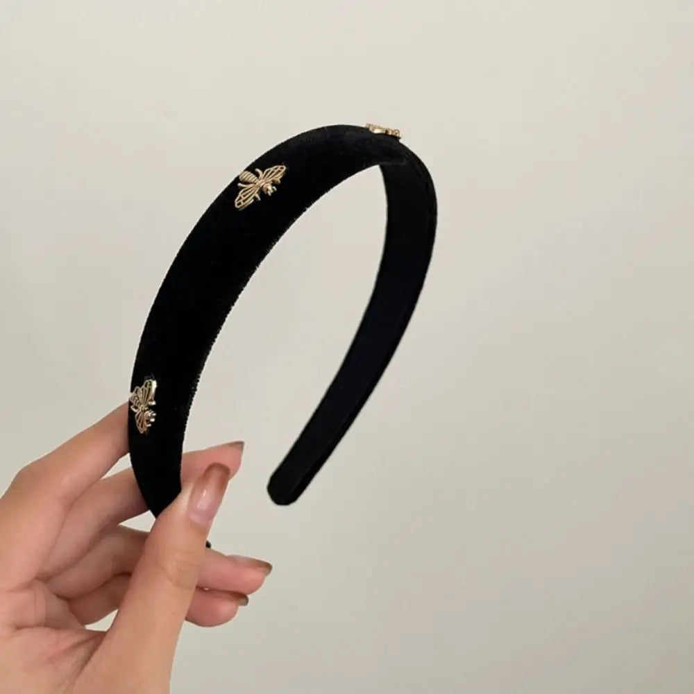 Hair Accessories Retro Hair Hoop Vintage Velvet Korean Style Personalized French Headband Bee Hairbands Wide Brim Hair Hoop
