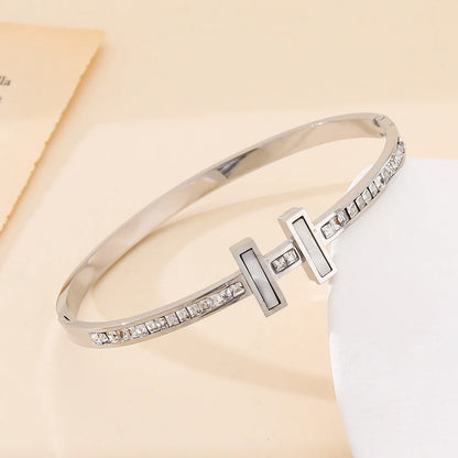 1PC Titanium Steel Stainless Steel Inlaid Zircon Gold Plated Letter H Bracelet, Classic and Simple Style, Suitable for Women's D