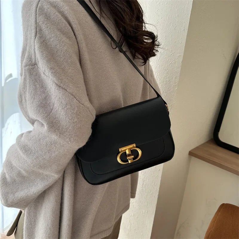 Retro Fashion Niche Underarm Bag - Senior Luxury Shoulder Handbag for Women