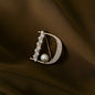 Luxury Rhinestone Letter D Brooches for Women Zircon Pearl Lapel Pins Gold Color Metal Party Clothes Suit Small Accessories Gift