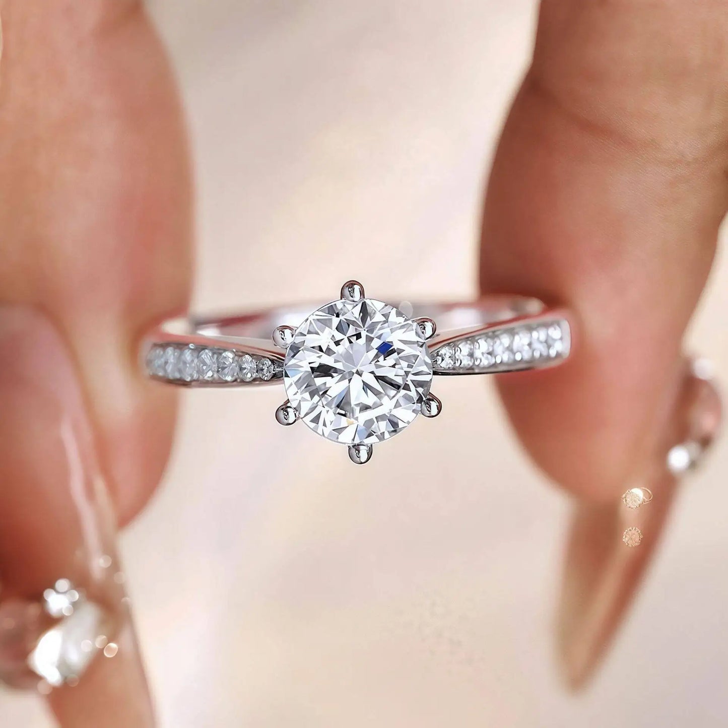 SG Luxury 925 Sterling Silver Classic Ring For Women Six Claw Jewelry Simple 1ct Moissanite Ring Imitation Diamond Women's Ring