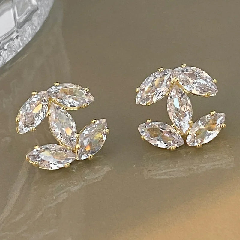 Fashion Advanced Sense Shiny Letter Zircon Earrings For Women Accessories Jewelry Gifts for Girls