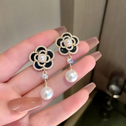 GUFTM Camellia Pearl Pendant Earrings for Women Luxury Brand Design Cc Style Party Wedding Jewelry Gift Earrings for Women